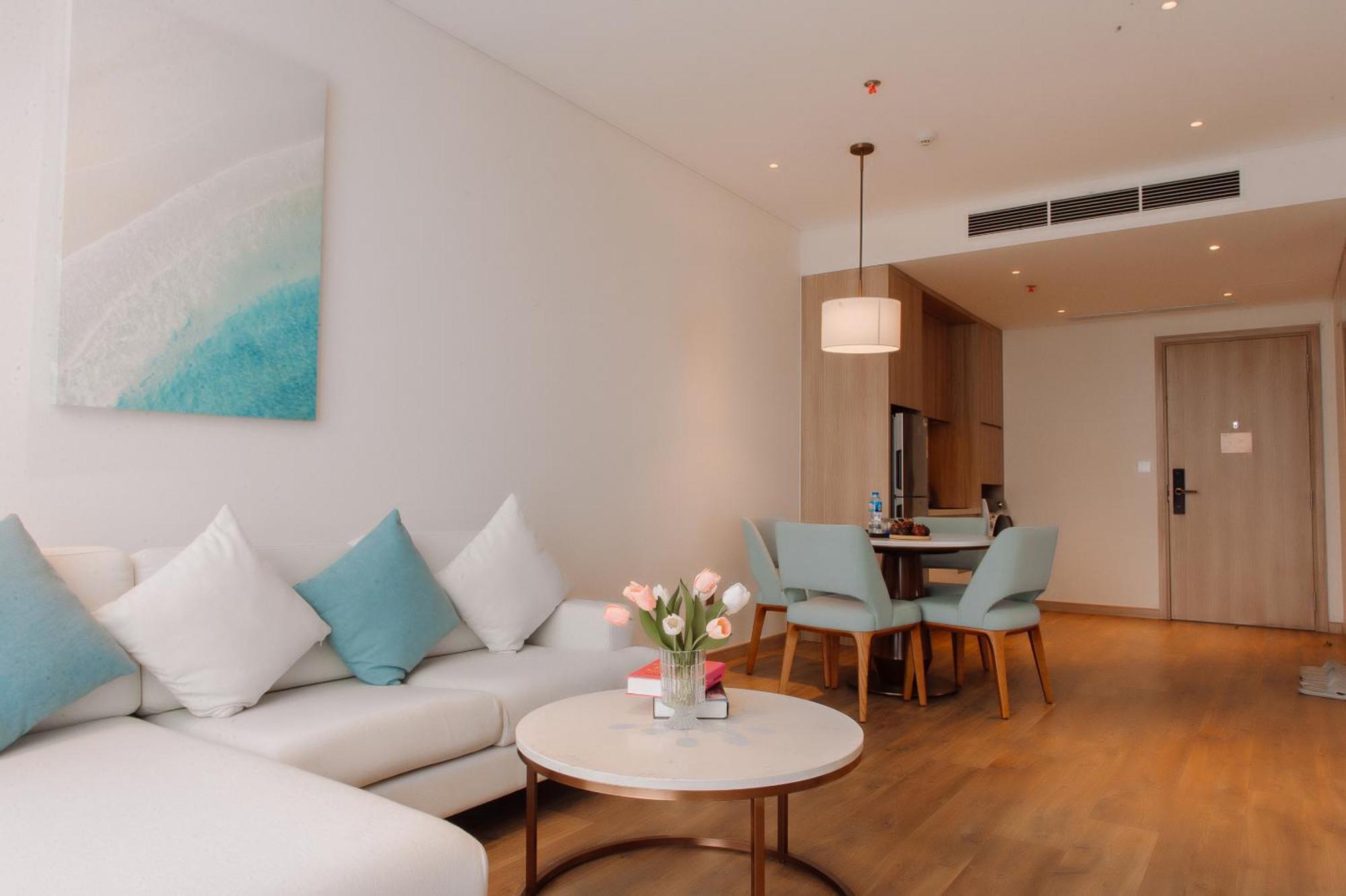 A La Carte Ha Long Apartment By The Beach Exterior foto