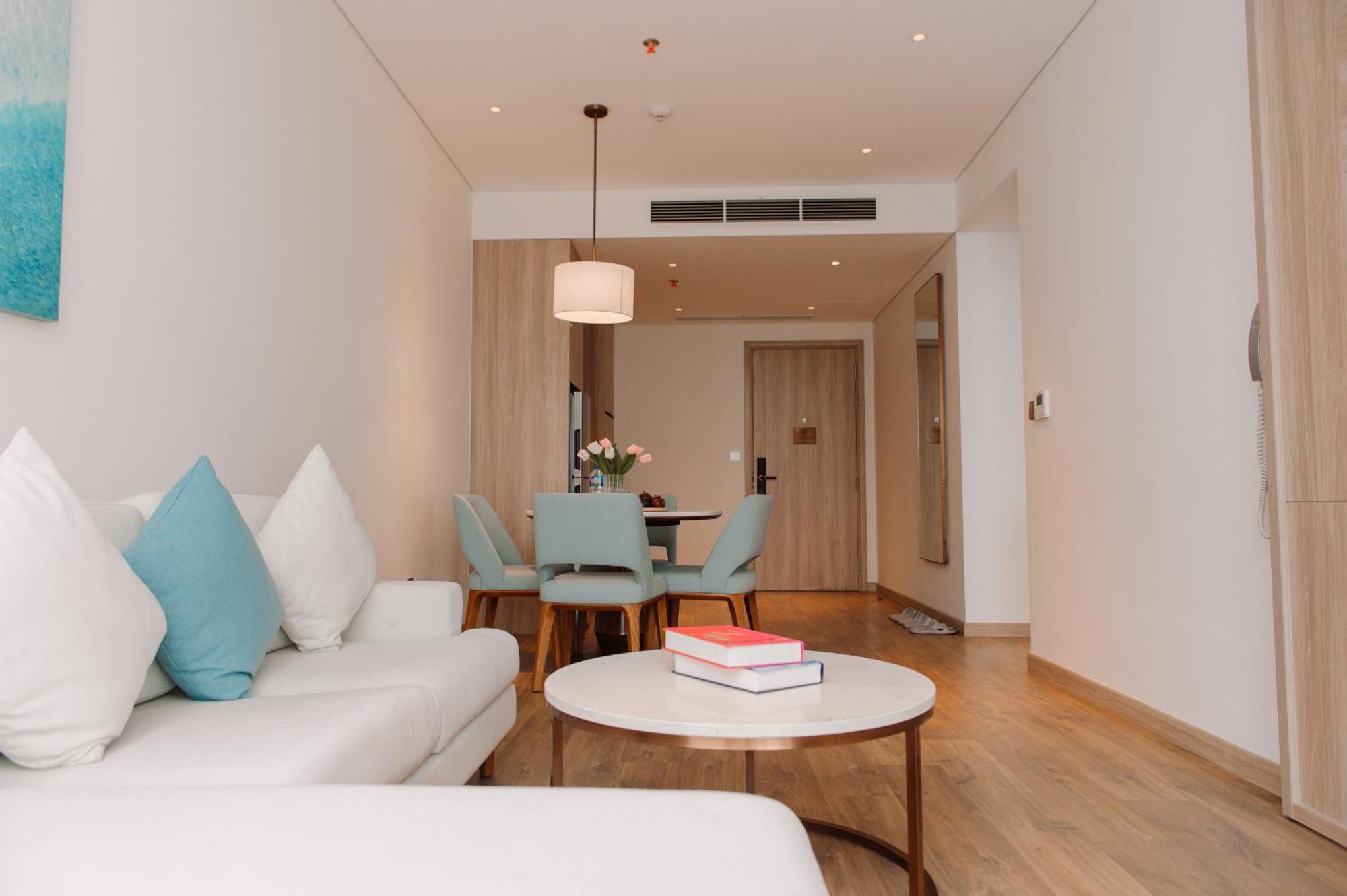 A La Carte Ha Long Apartment By The Beach Exterior foto