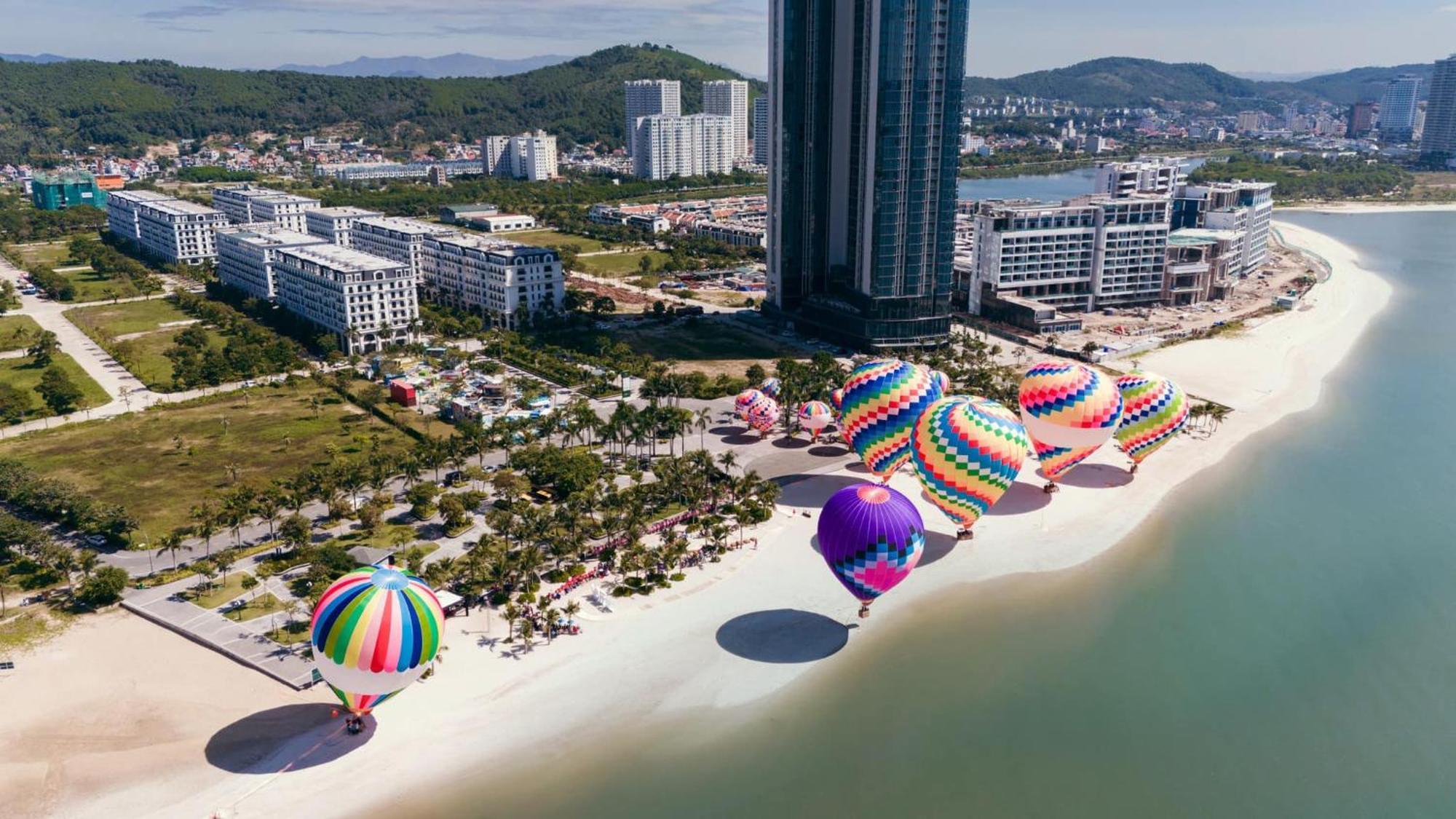 A La Carte Ha Long Apartment By The Beach Exterior foto